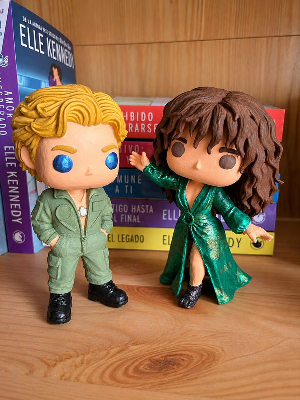 Dean & Ally – Figuras Coleccionables Exclusivas | Off Campus
