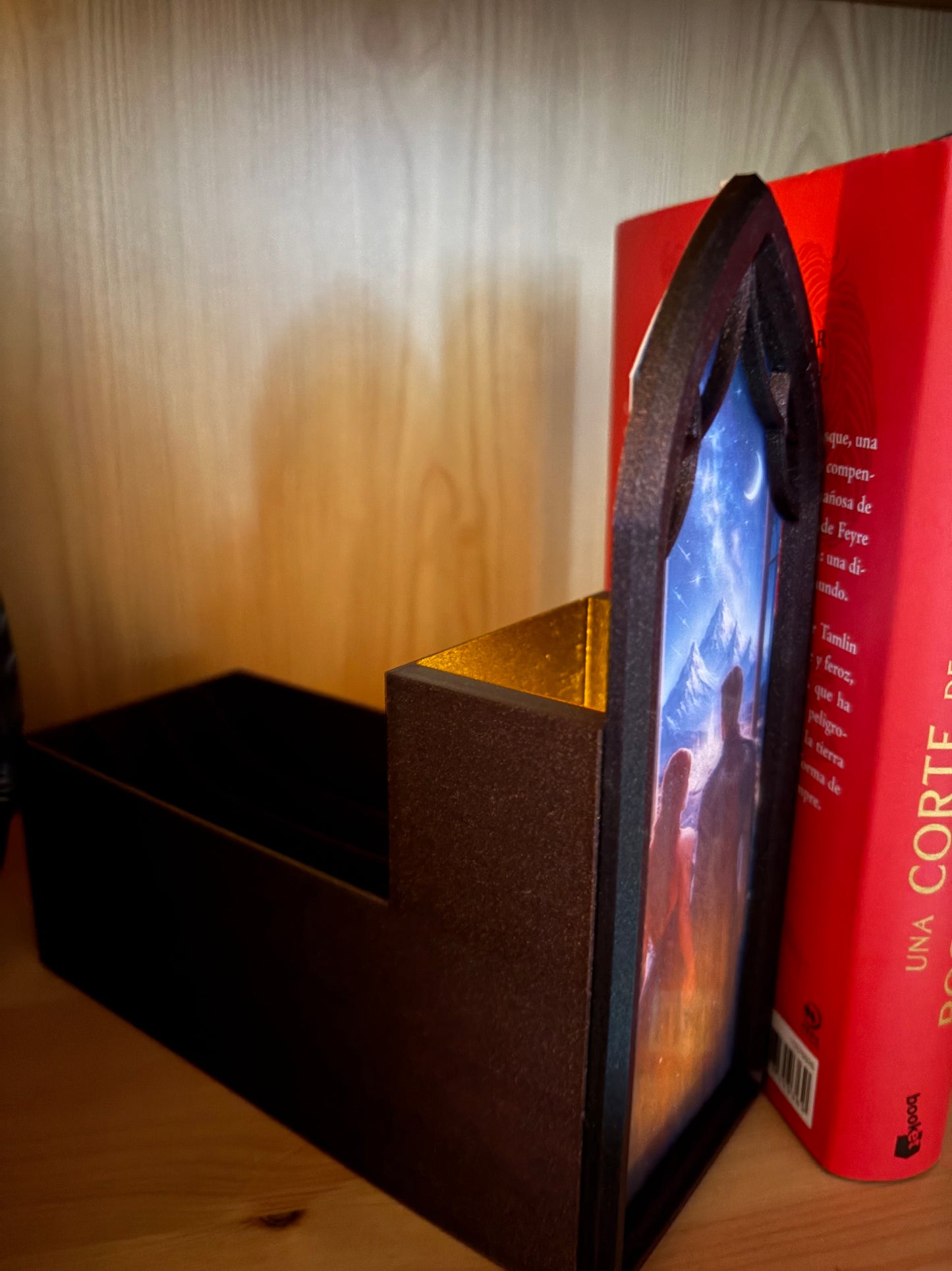 Ventana Nook Book con Luz — Refugio entre páginas