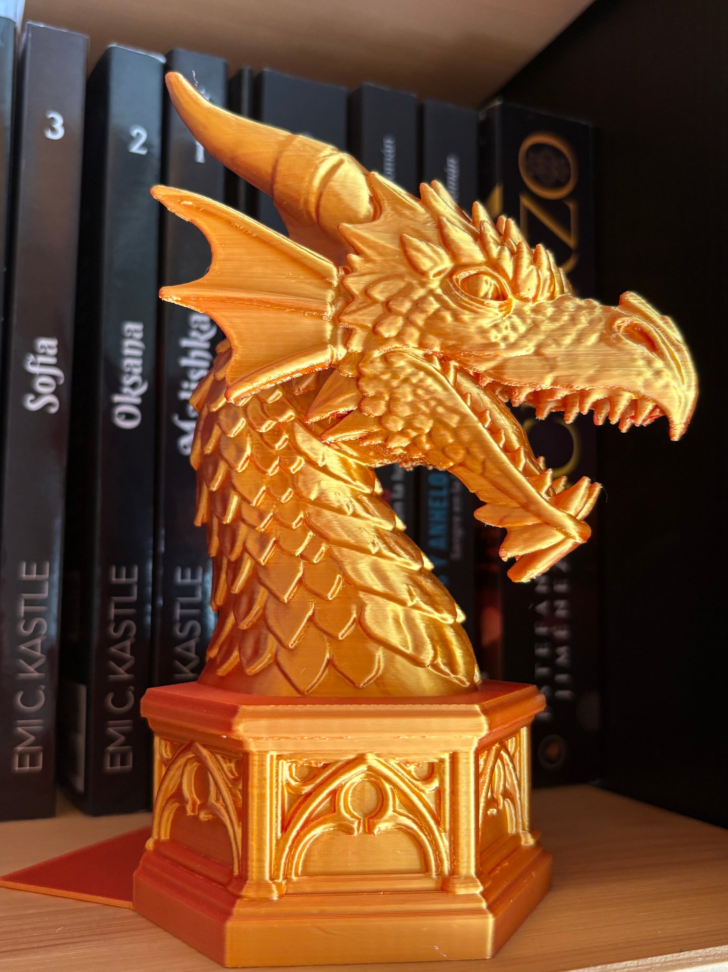 Guardián de Dragón -Donde la fantasía protege tus historias