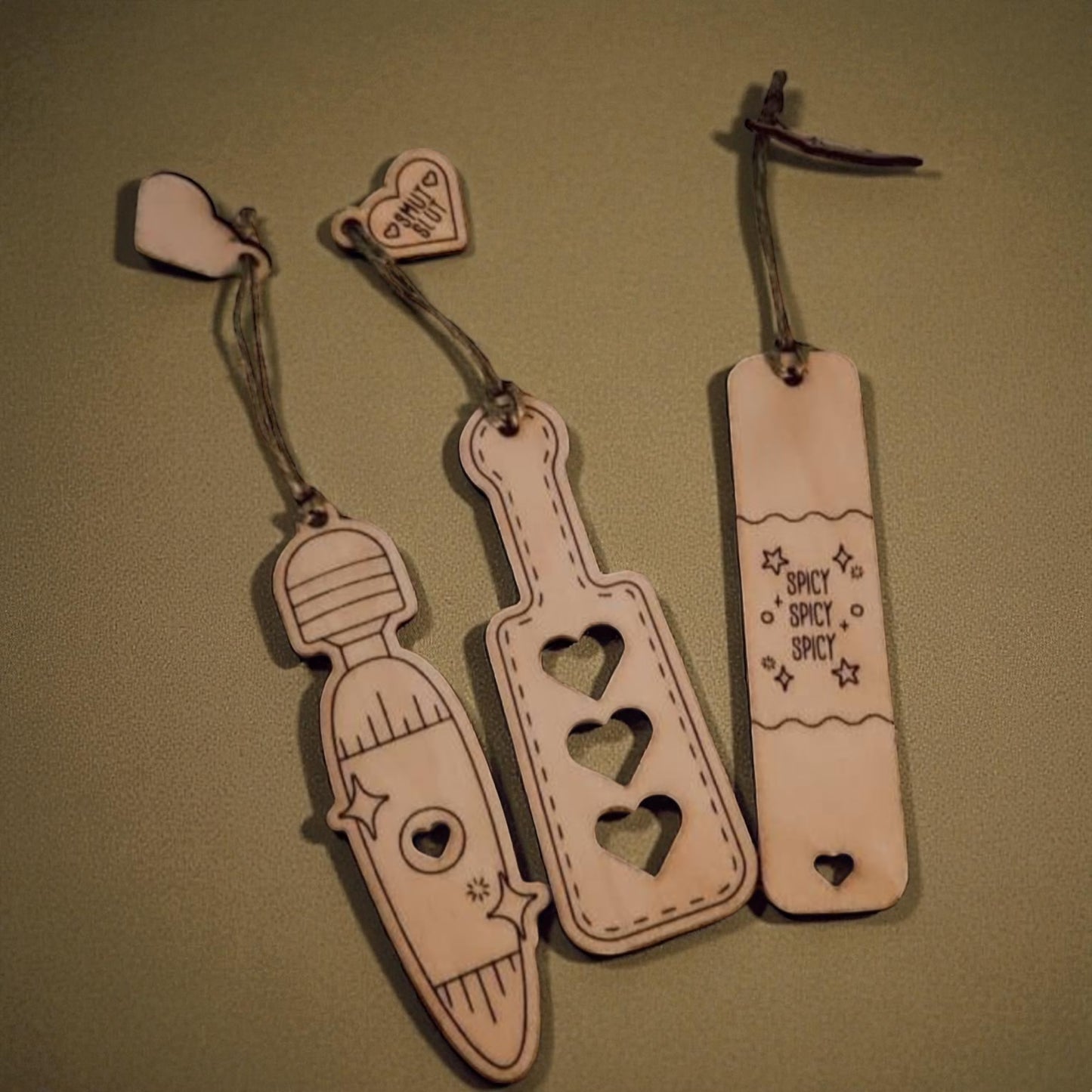 Colección de Marcapáginas SPICE – Edición Madera Grabada