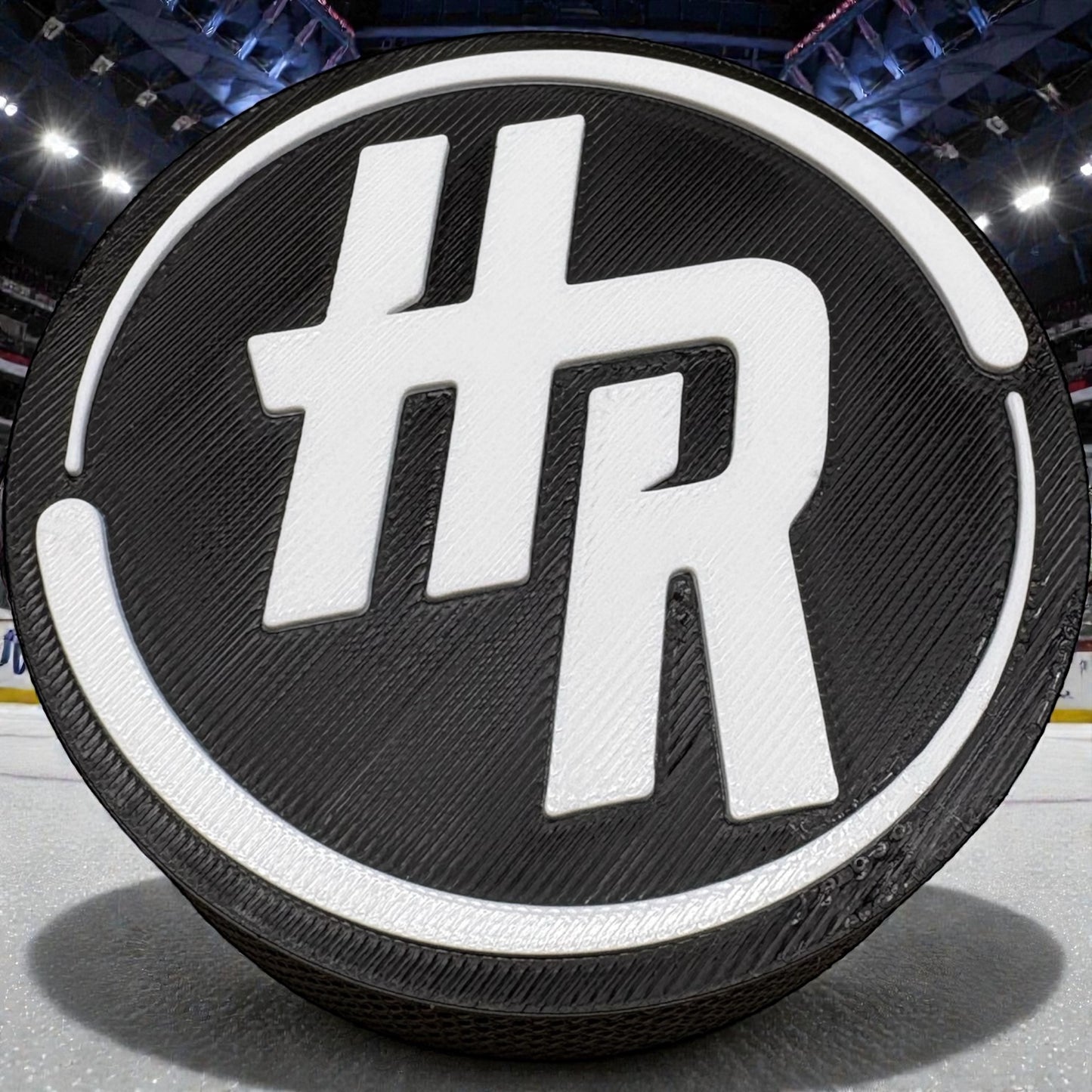 Puck y soporte decorativo