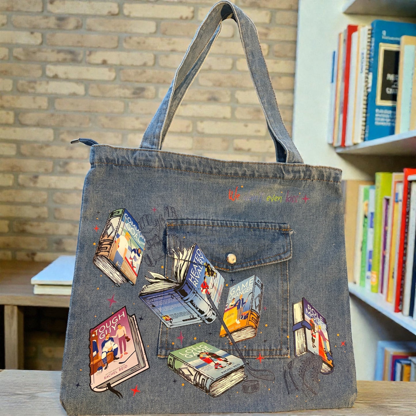 Bolso vaquero inspirado en Heated Rivalry